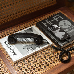 Native Union POP Phone Black in use