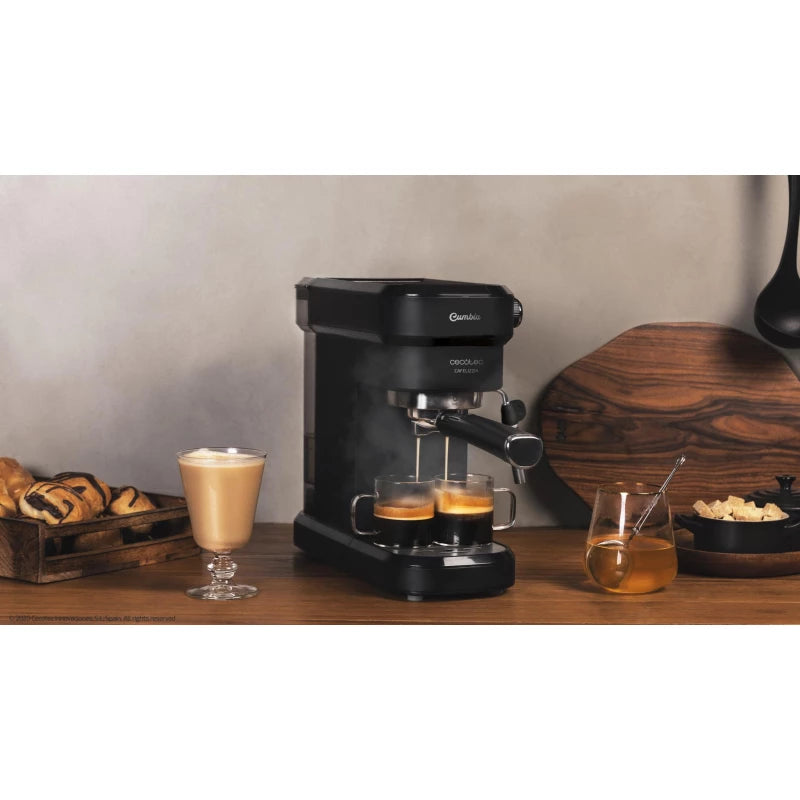 Cecotec Cafelizzia 790 Espresso coffee machine - Black