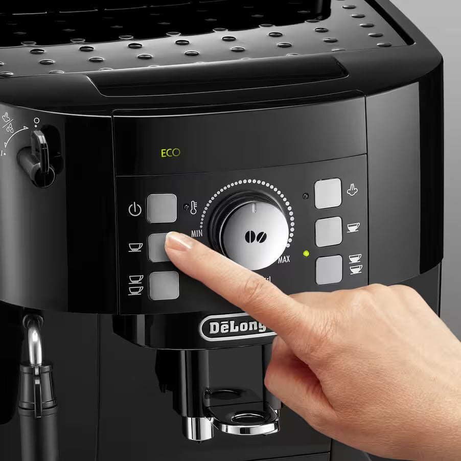 Delonghi Magnifica S Automatic Espresso Machine 15-bar 1.8L capacity 1450W with Coffee Grinder Black