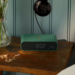 Kreafunk Wakie Nordic Green Alarm Clock & 15W Charger