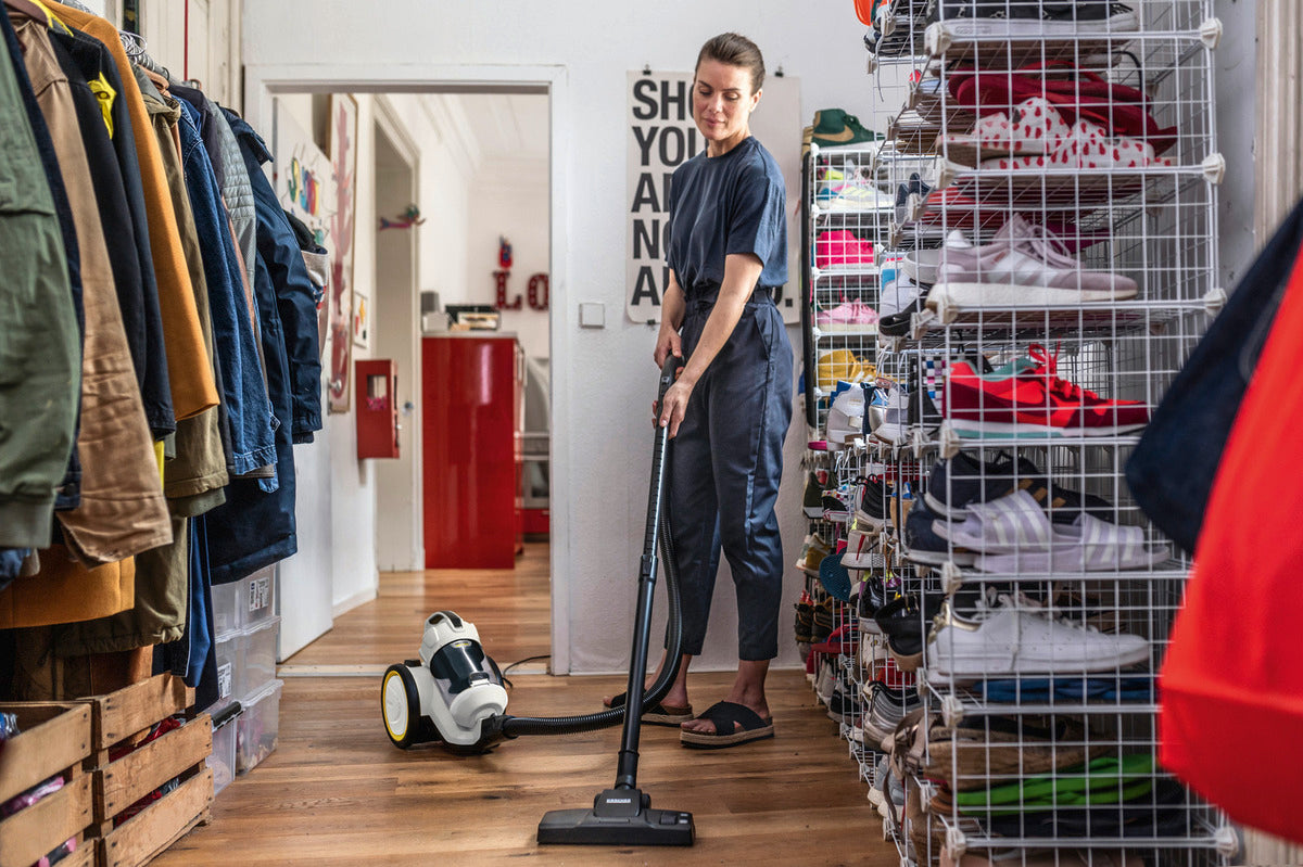 Karcher Vacuum Cleaner VC3 Plus