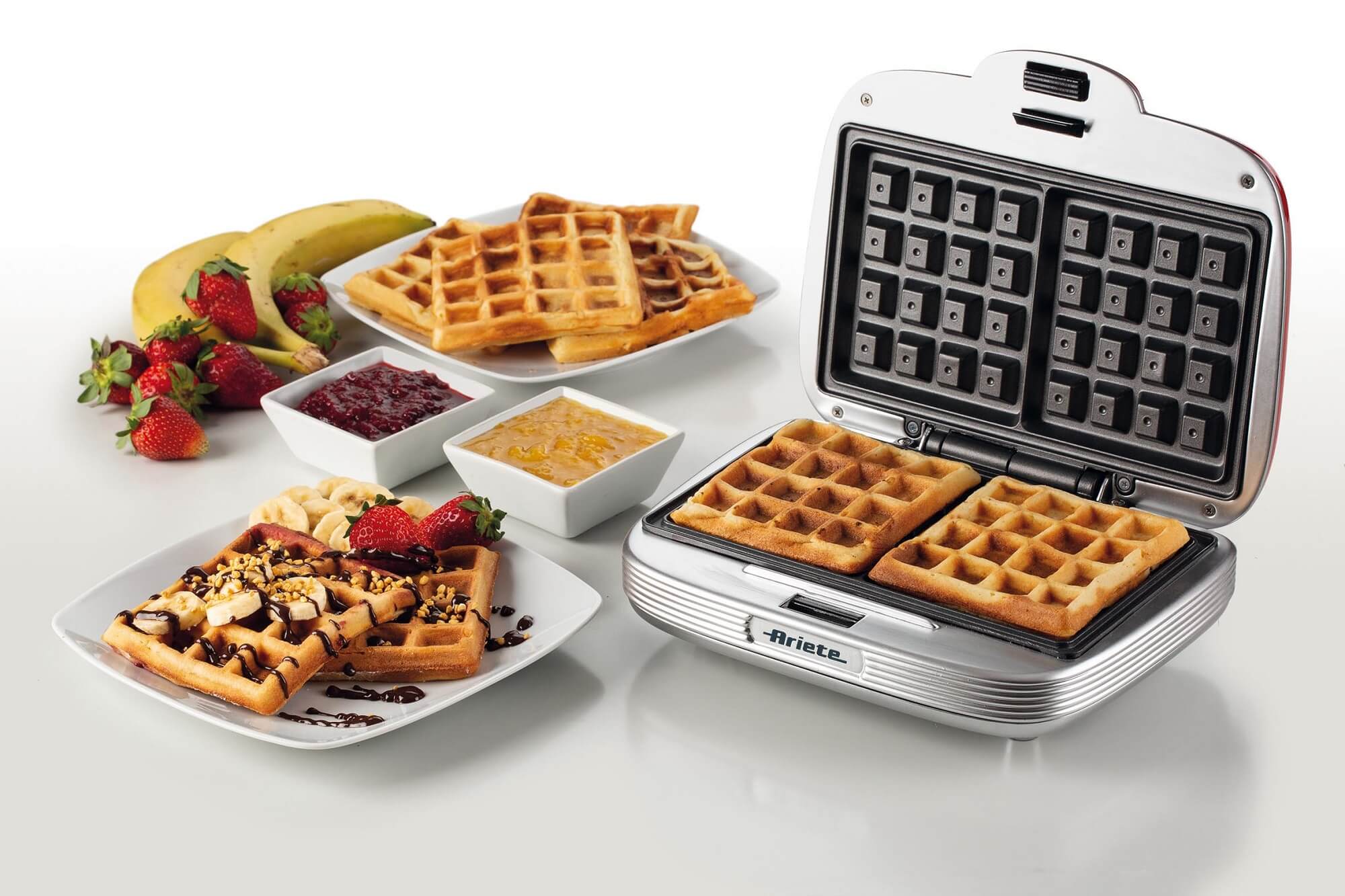 Ariete Waffle Maker - Red