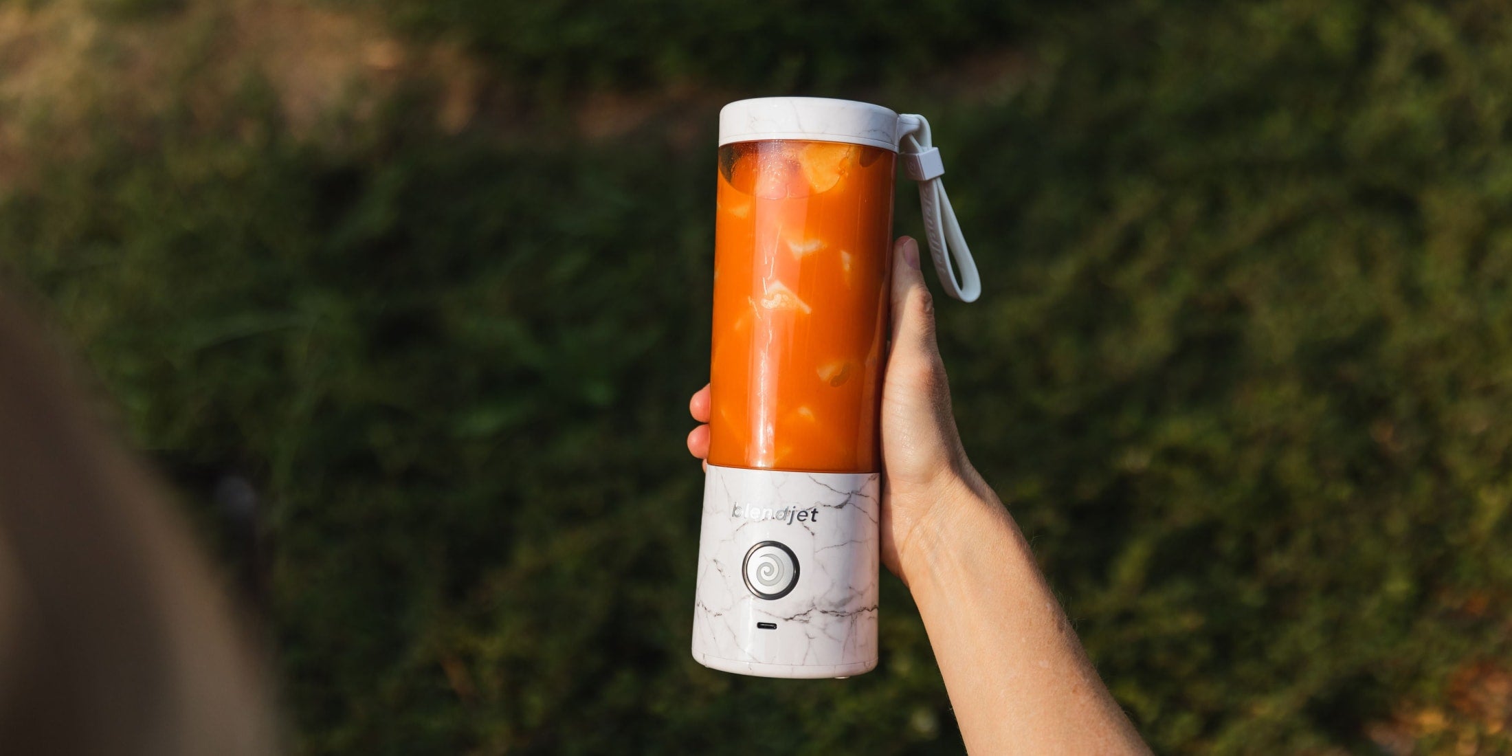 BLENDJET V2 - WHITE MARBLE