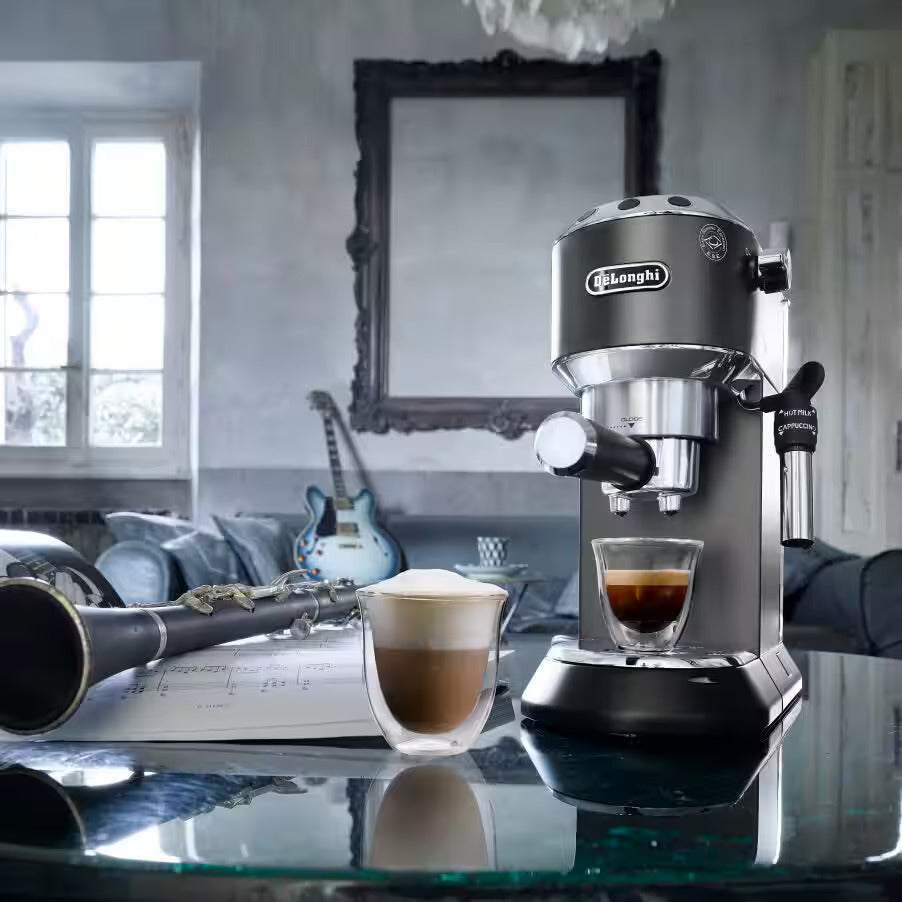 De’Longhi Dedica Style Espresso Machine - Black De’Longhi Dedica Style Espresso Machine - Black