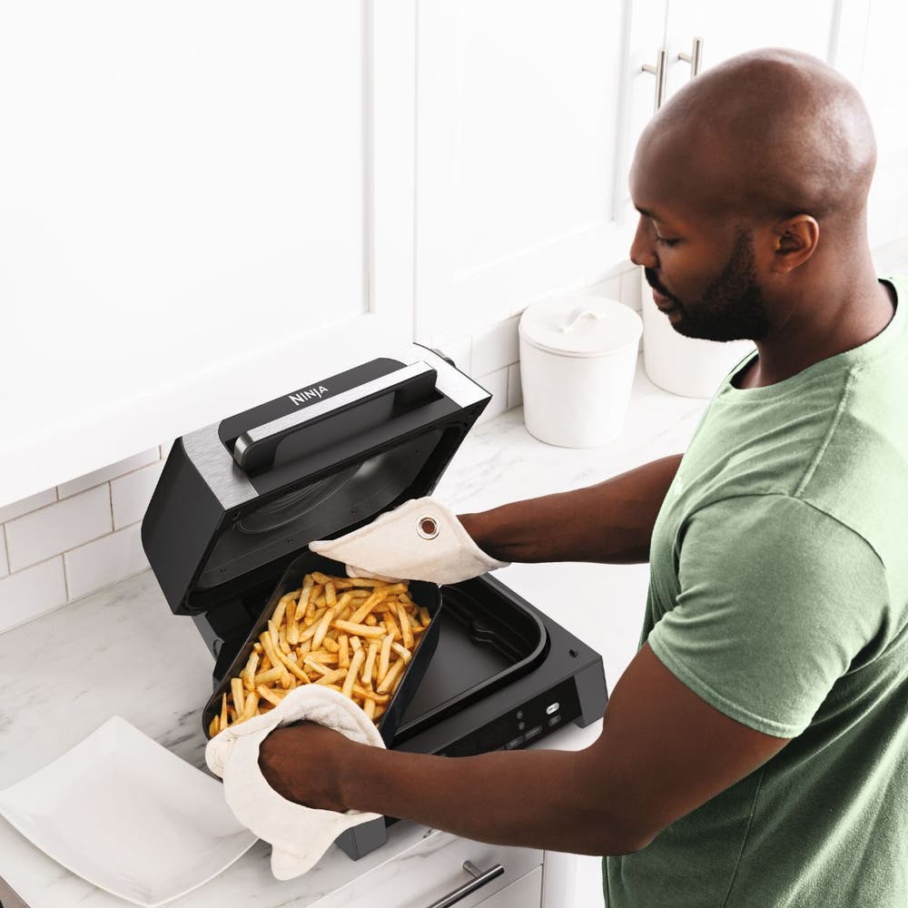 Ninja Foodi MAX 6-in-1 Health Grill & Air Fryer DG551ME - Grey