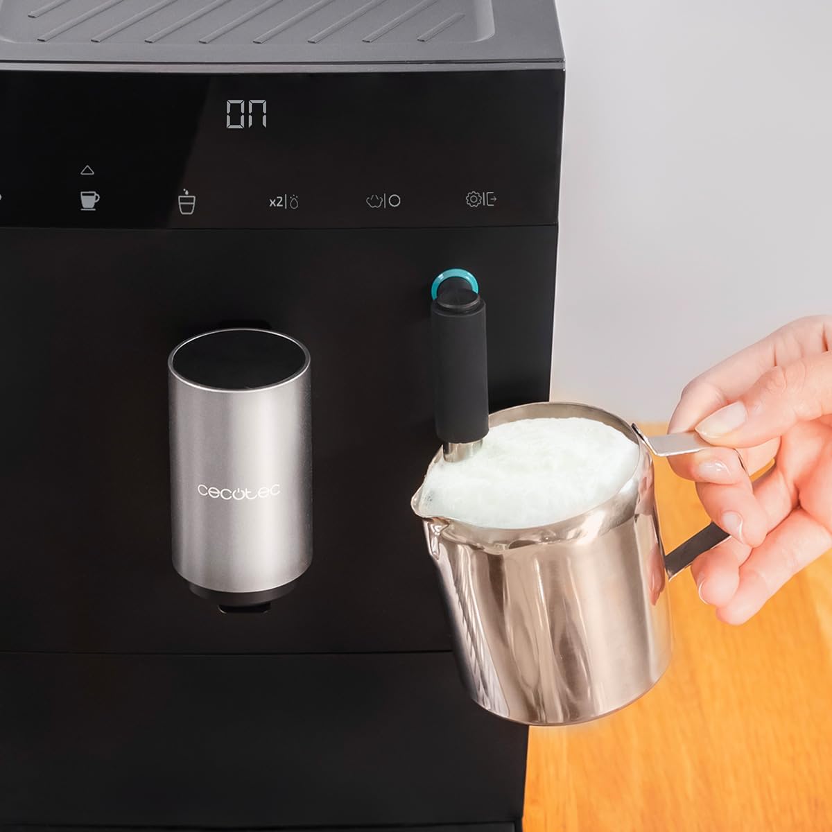 Cecotec Cremmaet Compact Steam Automatic Coffee Machine 19 Bar