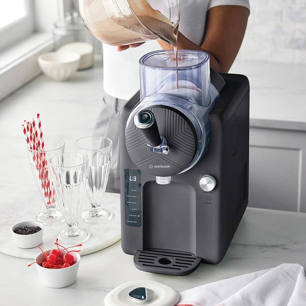 Frost - Ice Cream Maker, Slushie, Sorbet & Milkshake Frost - Ice Cream Maker, Slushie, Sorbet & Milkshake