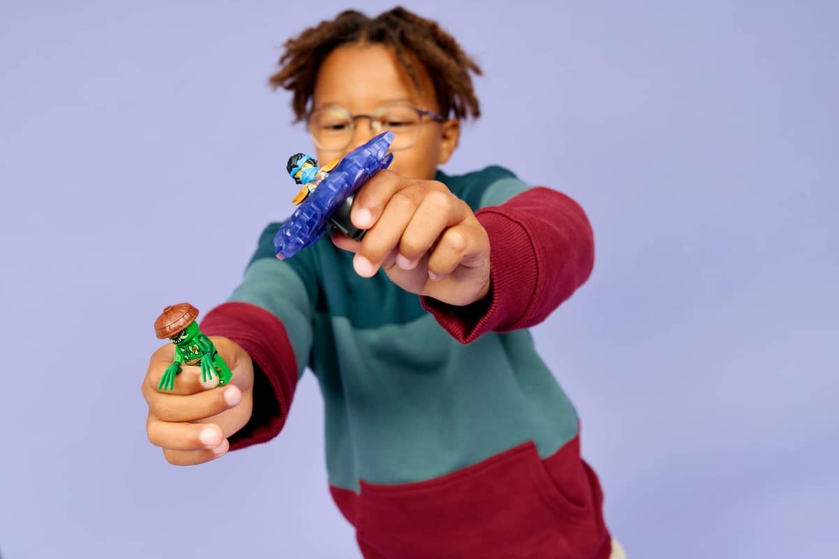 Nya vs. Mutation Monster Spinner Nya vs. Mutation Monster Spinner