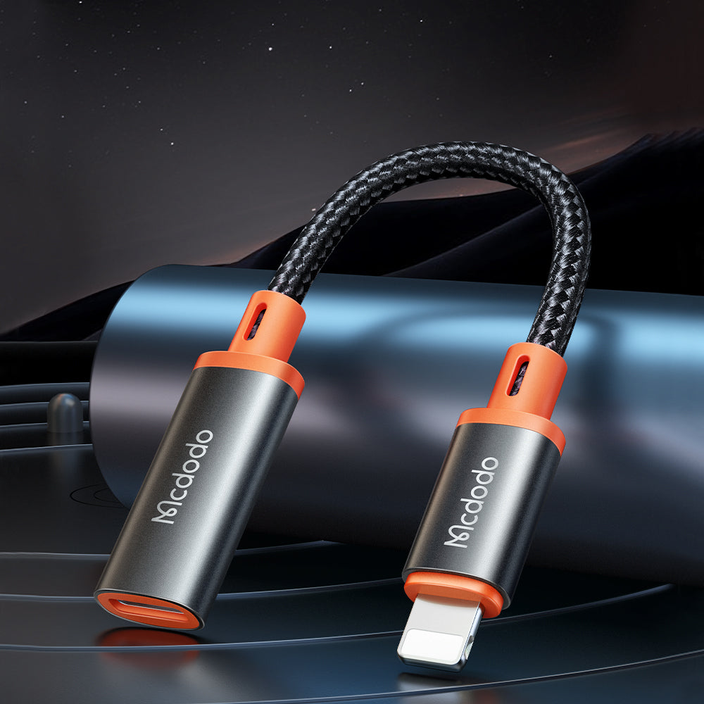 MCDODO TYPE-C TO LIGHTNING CONVERTOR CABLE - BLACK MCDODO TYPE-C TO LIGHTNING CONVERTOR CABLE - BLACK