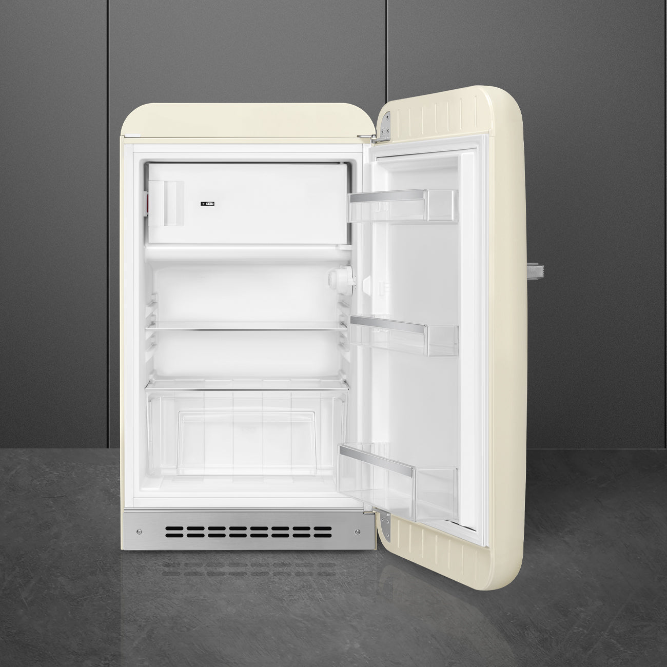 Smeg mini Refrigerator - cream