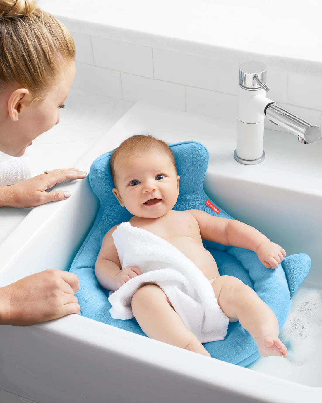 Moby SoftSpot Sink Bather - Blue Moby SoftSpot Sink Bather - Blue