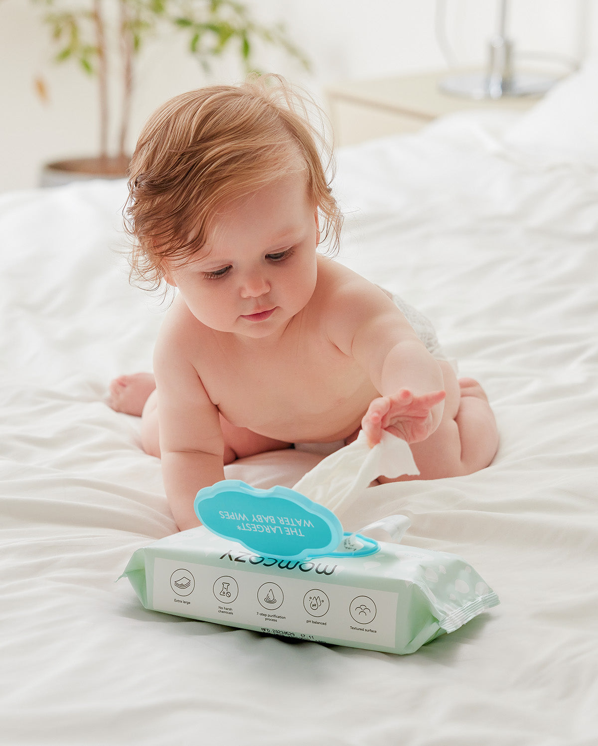 Momcozy 99% Water Baby Wipes - Extra Large, 60 Count