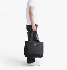 UNIQ Arden Carryall Tote Bag 16L – Black