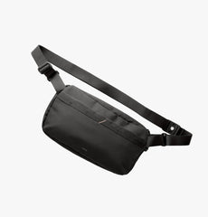 UNIQ Denver 5L Everyday Crossbody Bag – Black