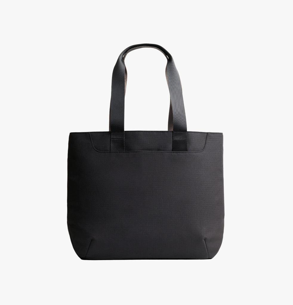 UNIQ Arden Carryall Tote Bag 16L – Black