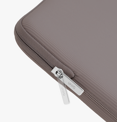 UNIQ Cyprus Ridge Edition zinc alloy zip pull