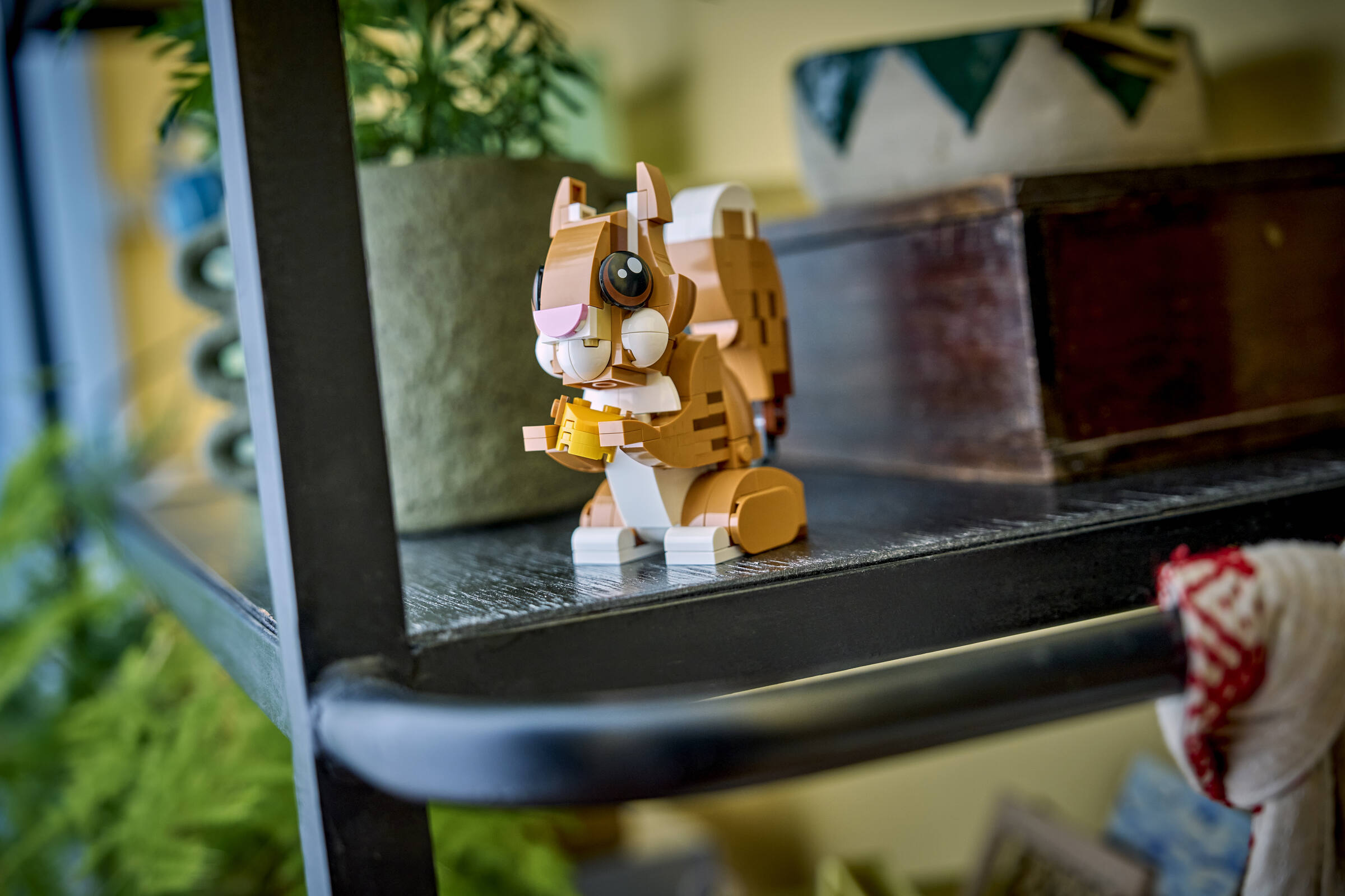 LEGO 31382 image 9
