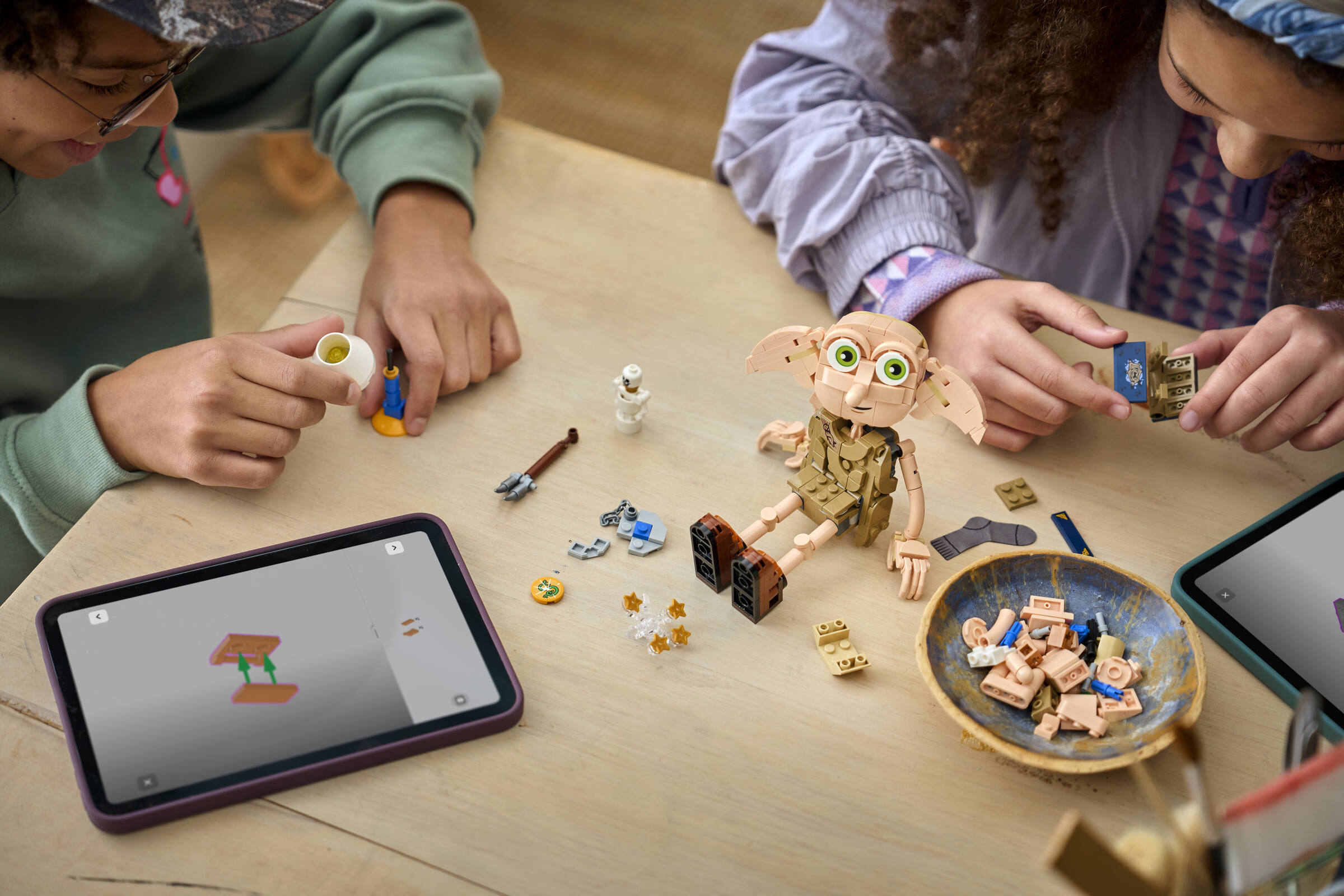LEGO 76469 image 8