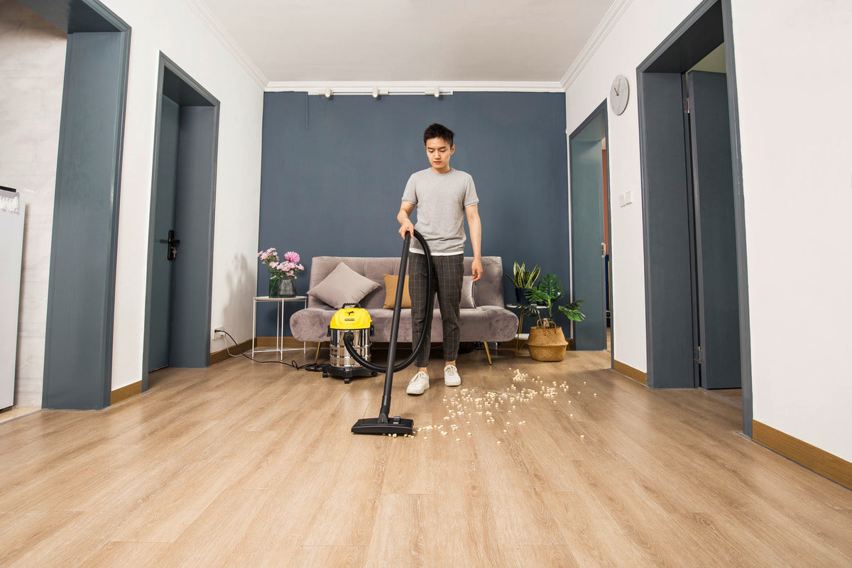 Karcher Wet And Dry Vacuum Cleaner 1S Classic