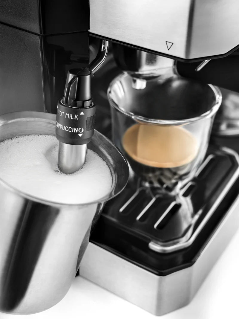 Delonghi Combi Coffee Machine Espresso Drip & Cappuccino 15 bar and 1.25 L