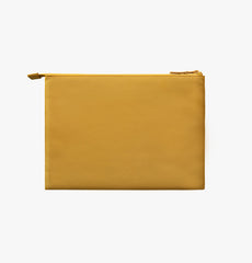 UNIQ Lyon laptop sleeve feature detail