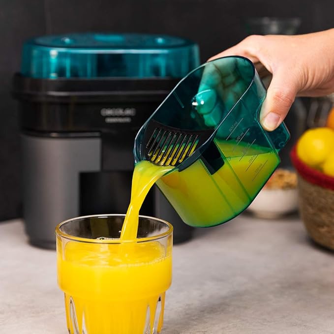 Cecotec EssentialVita Twice Electric juicer - Black
