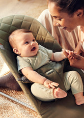 BABYBJÖRN Bouncer Bliss - Dark Green Woven Classic Quilt