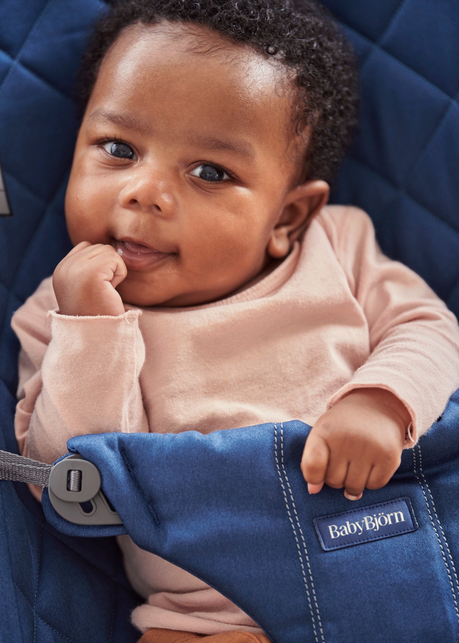BABYBJÖRN Bouncer Bliss - Midnight Blue Woven Classic Quilt