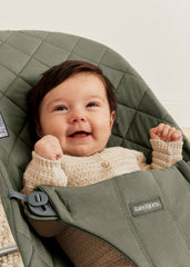 BABYBJÖRN Bouncer Bliss - Dark Green Woven Classic Quilt