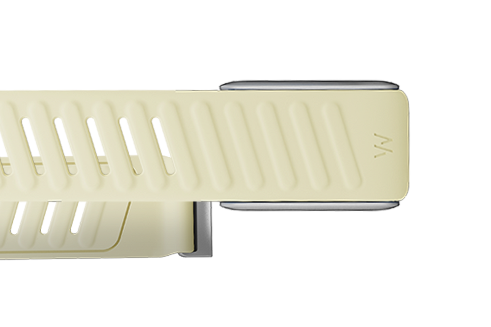 WHOOP 5.0 SportFlex Band in Whisper - flat view
